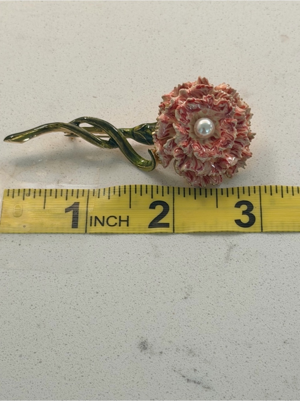 Vtg. Hattie Carnegie Pink Carnation Brooch 22g 3β Faux Pearl Worn Carnegie Mark - Picture 9 of 9